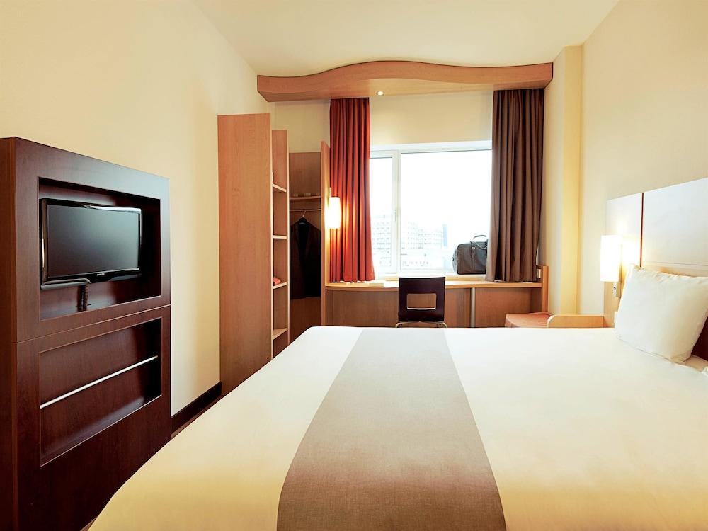 Отель Ibis Виши Экстерьер фото
